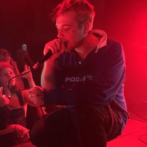 日韩区二区在线
