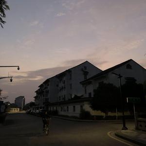 日韩区二区在线
